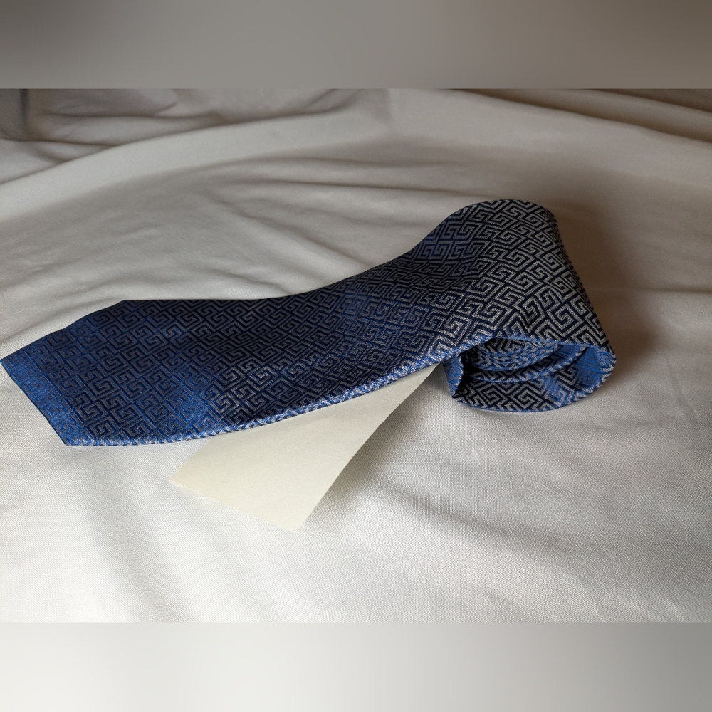 Gouda New York Tie Exclusively‎ Made For The Art Institute Of Chicago